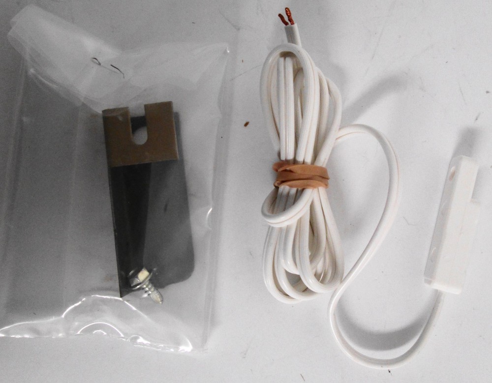 Source 1 373-11428-700 Ambient Sensor