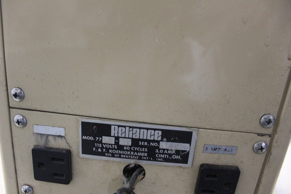 RELIANCE 7700 STAND
