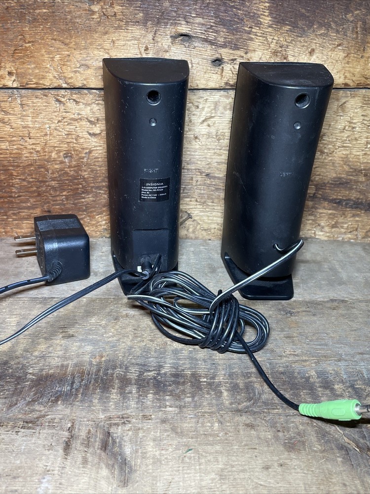 Insignia Computer Speakers Audio Plug Tested Work Great NS-PCS20