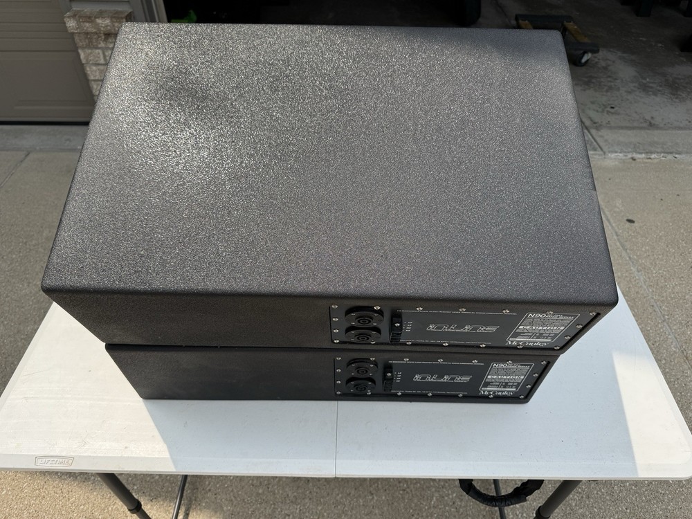 McCauley In.line line array 4 boxes