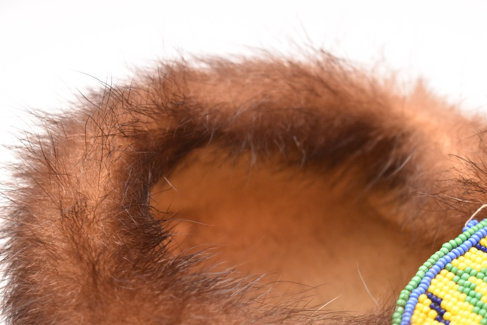 VINTAGE CREE INDIAN GEOMETRICAL BEADED MOCCASINS NATIVE AMERICAN 11"