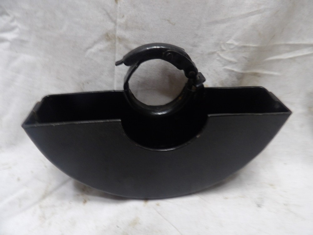 DeWalt 6" Enclosed Grinder Guard