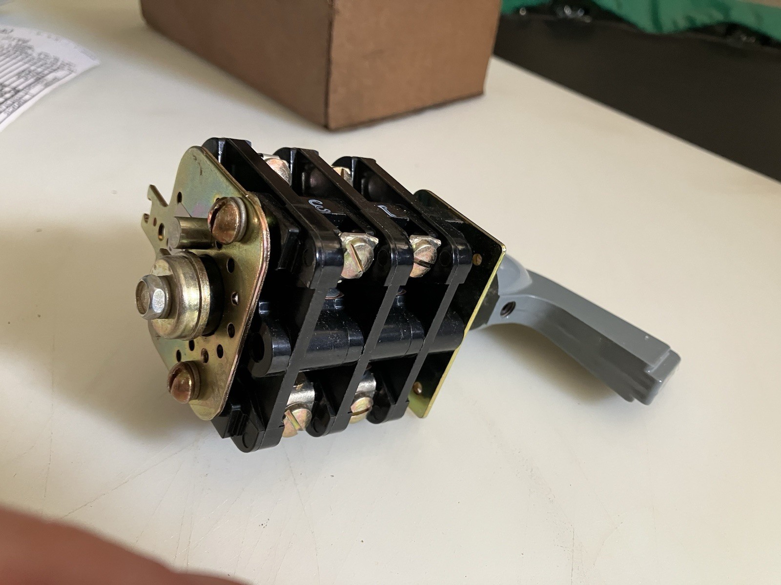 806-DS-2594 Allen Bradley Reversing Drum Switch (New in open box)