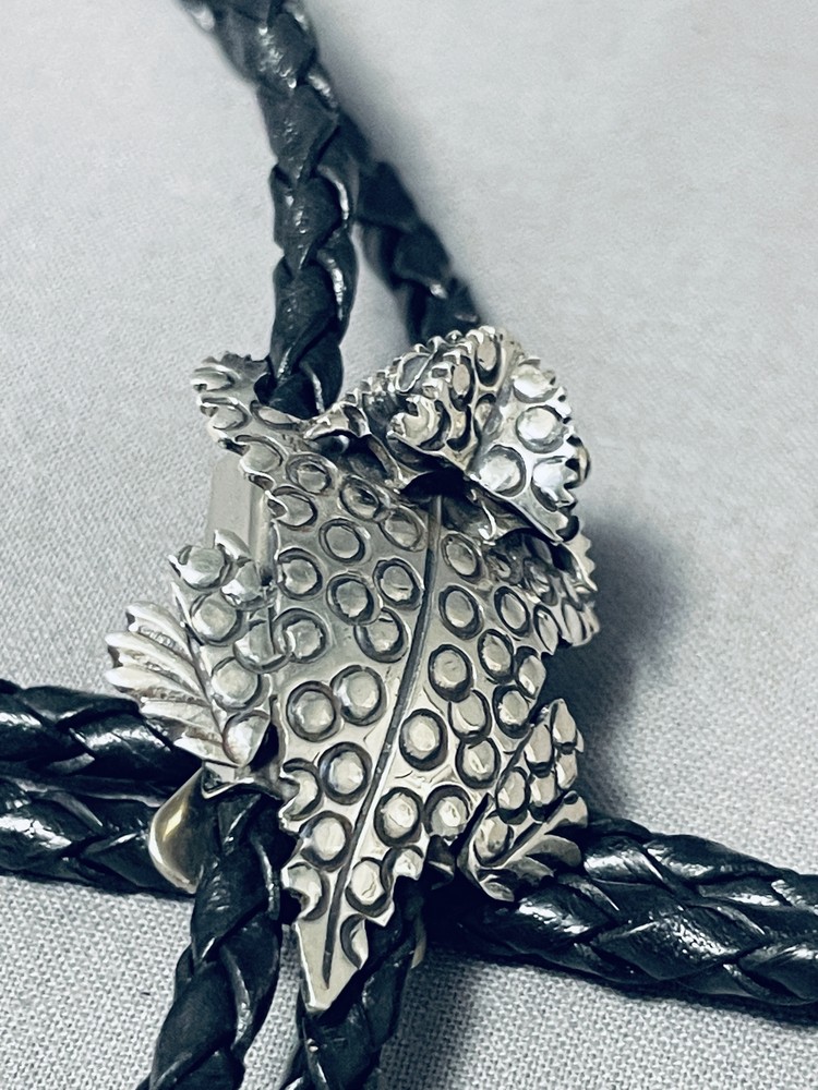 ASTONISHING NAVAJO STERLING SILVER TOAD BOLO SIGNED