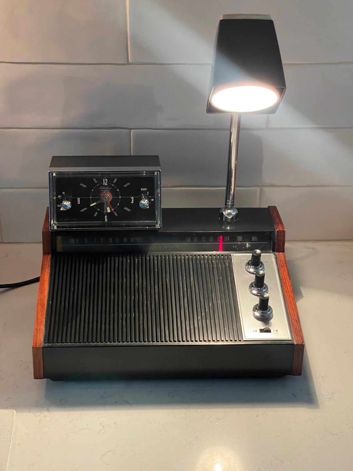 1960s Solid State YORK Rosewood MCM Clock Radio Desk Bedside Table Lamp.