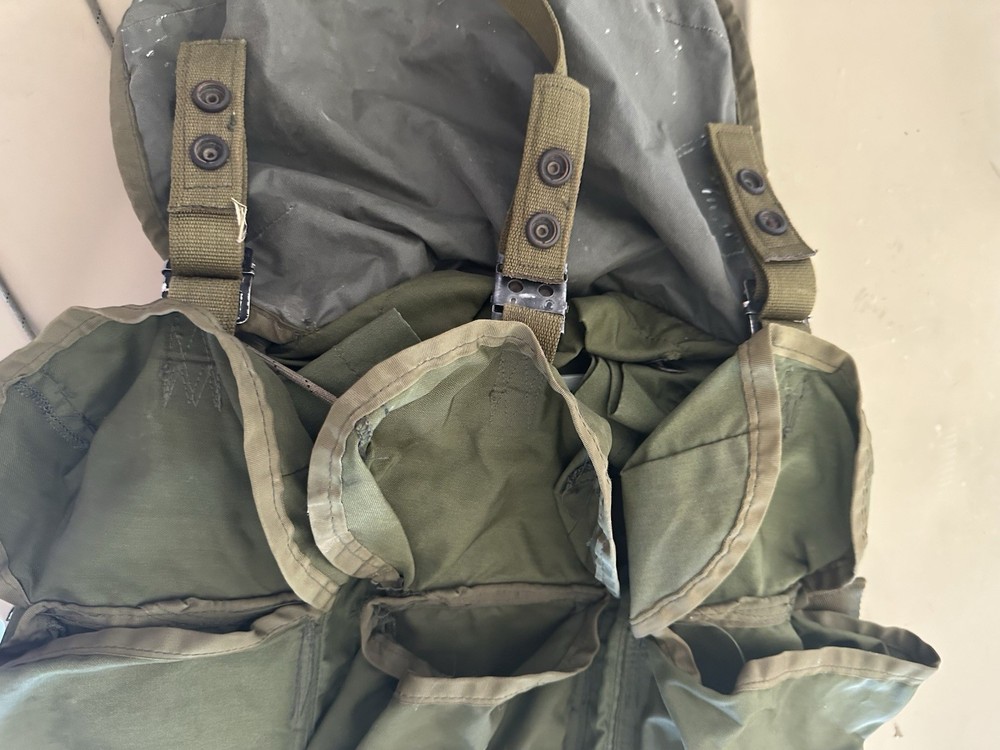 VTG Combat Field Pack Olive Drab Nylon Backpack Medium No Frame/ Straps