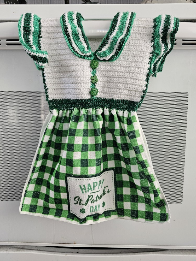 Unique Homemade Hanging Handtowels