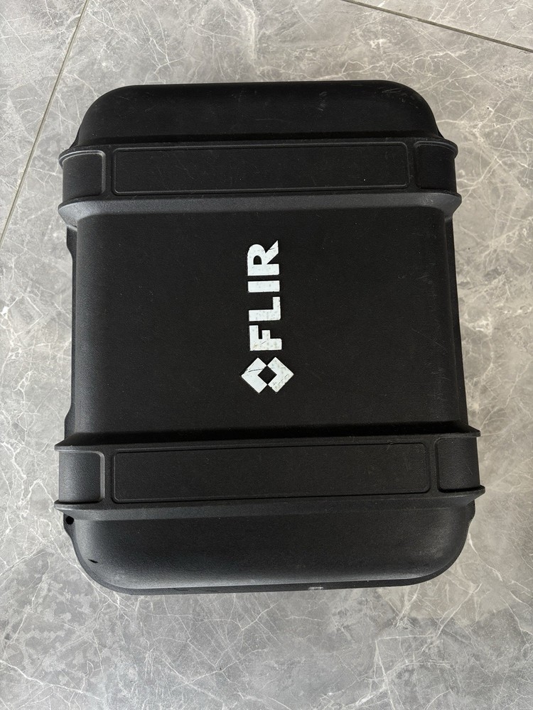 Flir E8 handheld Thermal imaging camera 320x240