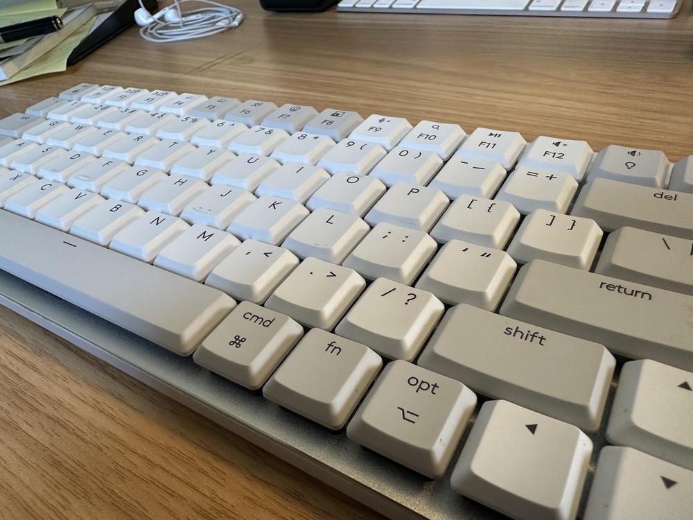 Logitech - MX Mechanical Mini for Mac Compact Wireless Keyboard - 920-010553