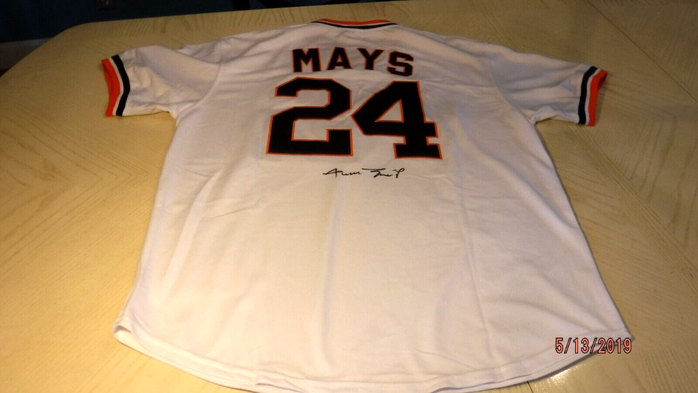 Willie Mays Signed (Mitchell Ness) Giants Jersey -PSA Authenticated #U28063