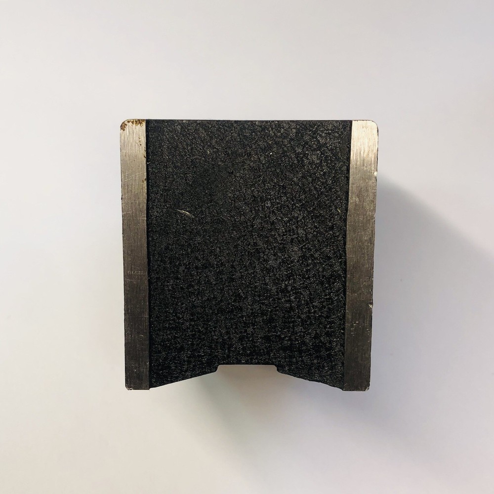 HOLDING POWER MAGNETIC BASE