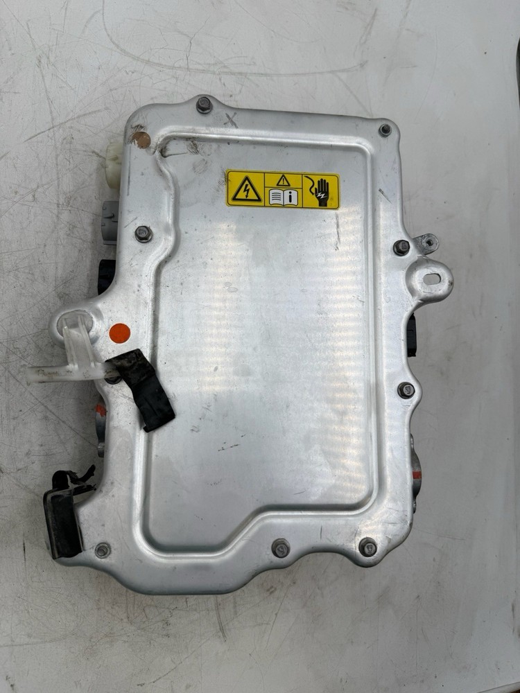 TESLA MODEL X 75D Front High Voltage Junction Distribution Box 1059891-00-D 2017