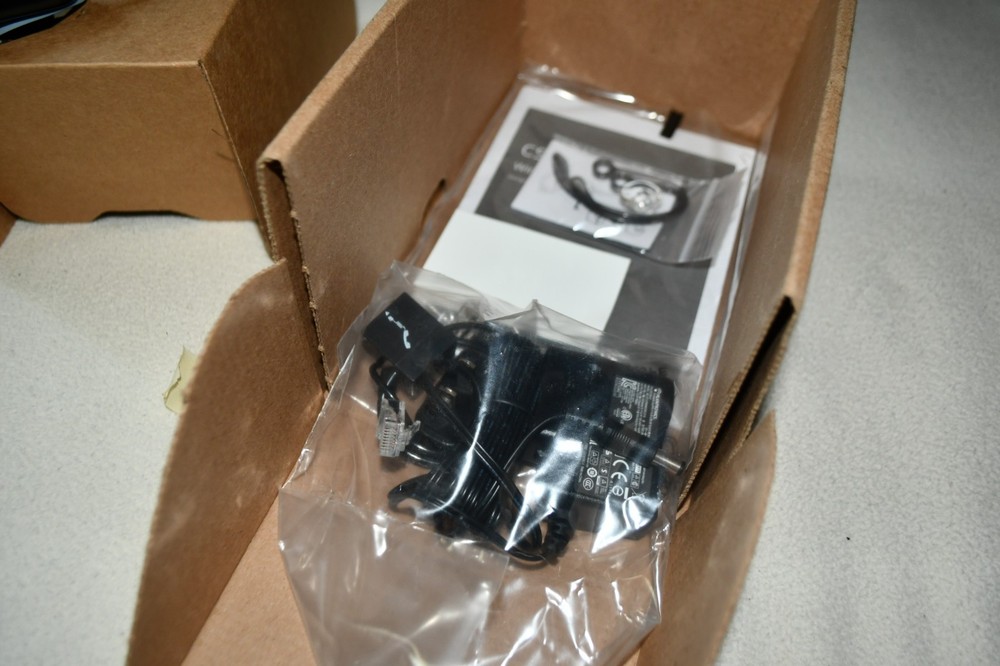 Plantronics CS540 Wireless Headset System Black Complete In Box W5B5