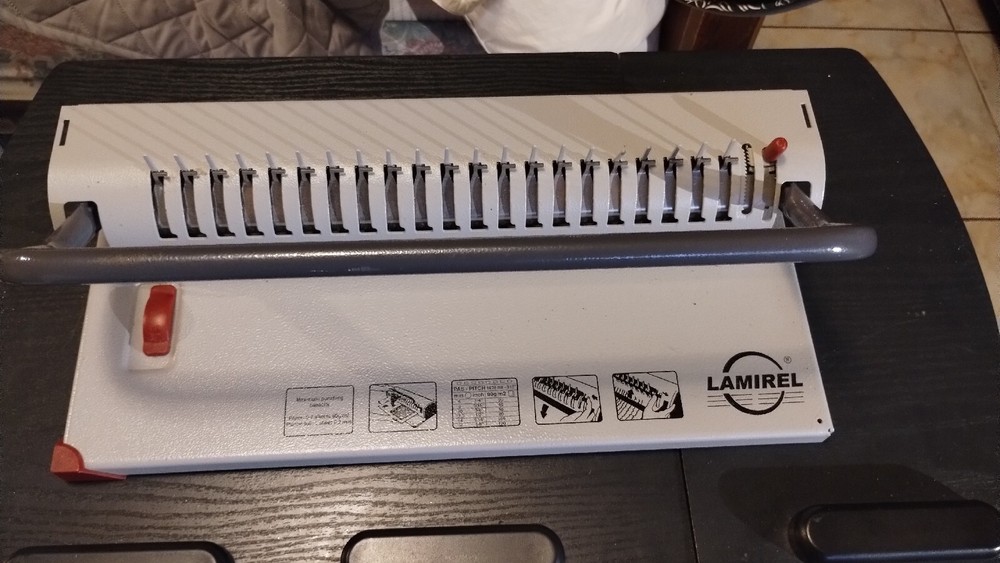 Lamirel Microband Punching Comb Binding Machine Great Condition