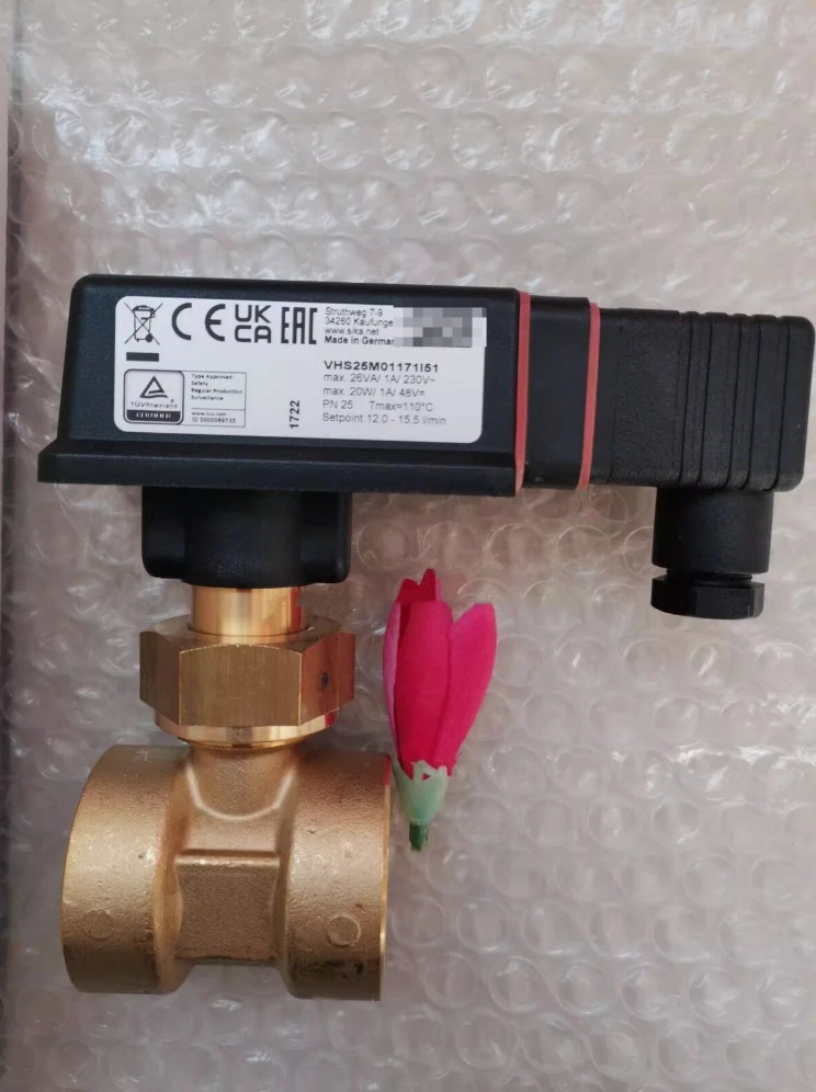 1 Pc.  Flow Switch VHS25M01171I51 Flow Sensor *tlp.y