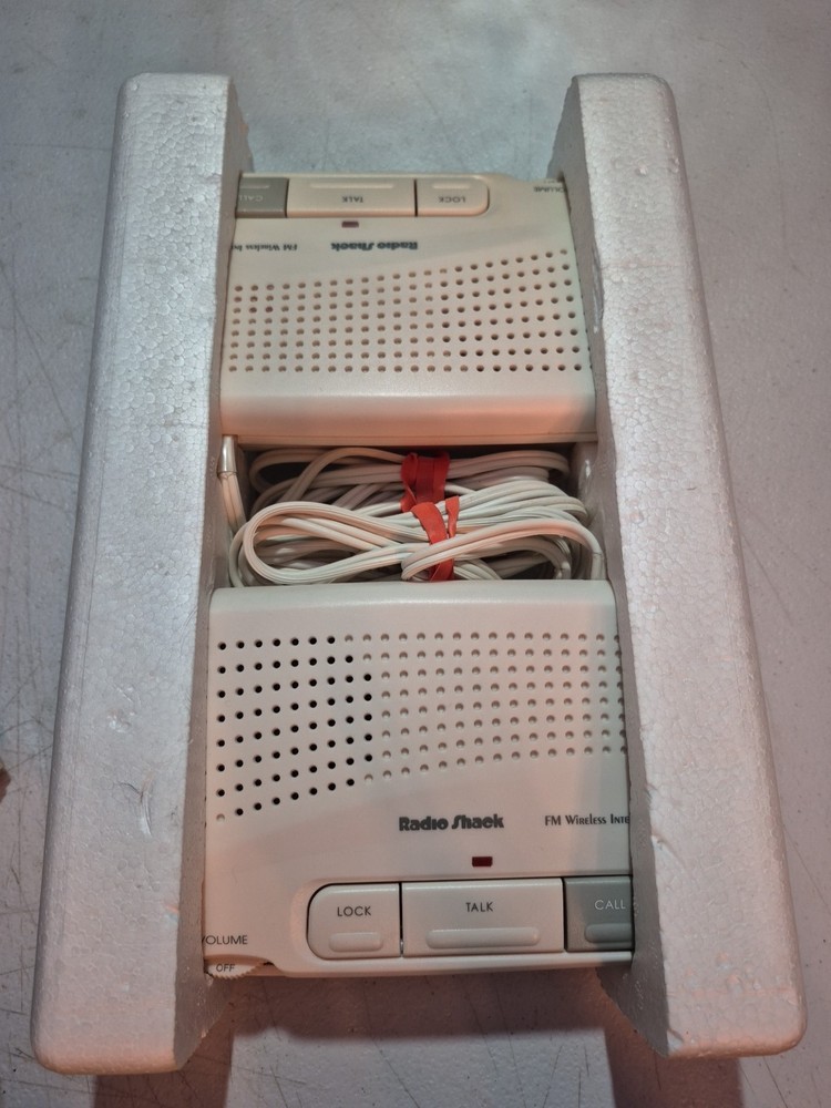 Radio Shack Two-Station FM Wireless Intercom Pair Model 43-486 Tested *READ