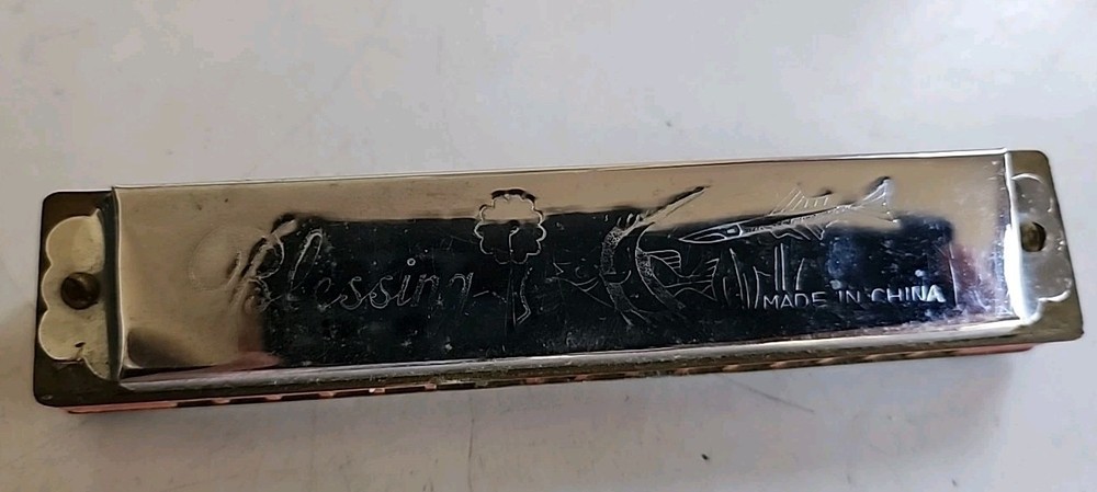 VTG Blessing Harmonica DHC161 Etched Fish Design 5"