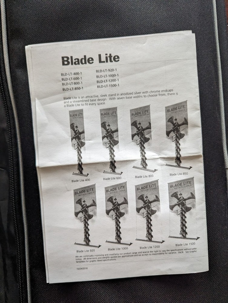 Blade Lite 920 - Retractable Display Banner - 38" Width 86" Height