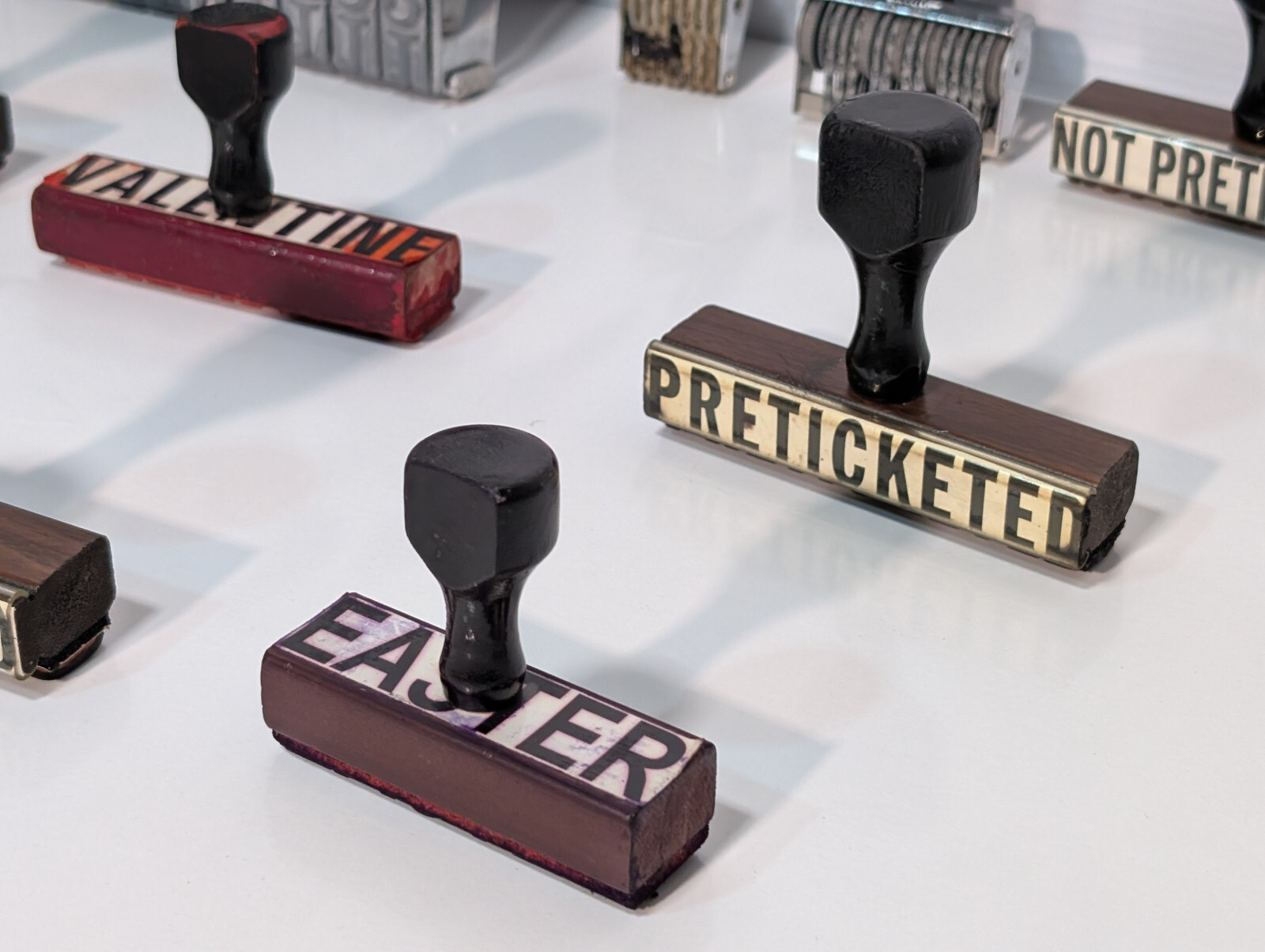 Lot of 25: Assorted Commercial, Retail, Stamps, Stamp Pads, Band, Type Font