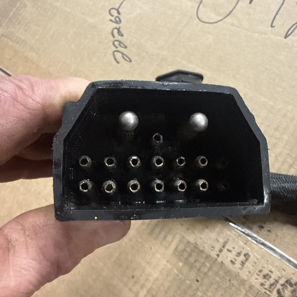 GENUINE MEYER OEM 1 PIECE PLOW SIDE HARNESS MDII/ Plus E60 E57 E47 22262