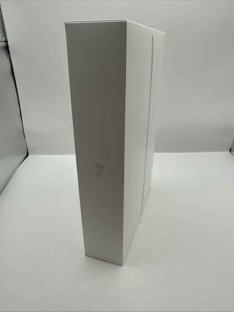 iPad 9th Generation Wi-Fi 256 GB Silver A2602 (EMPTY BOX ONLY)