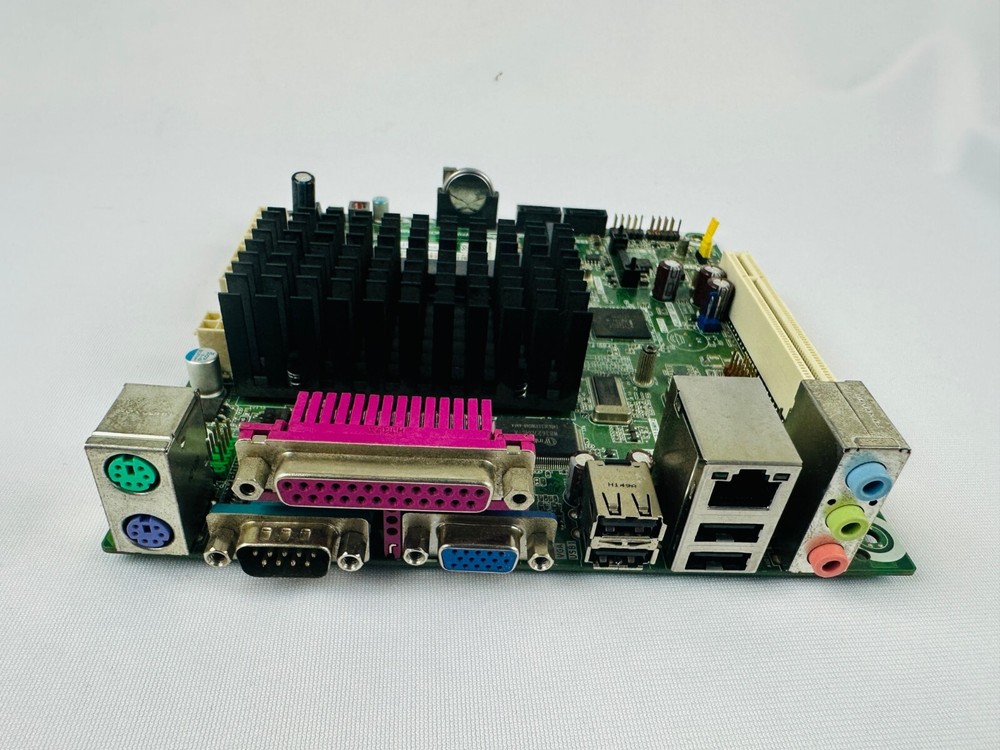 Intel D525MW Desktop Board