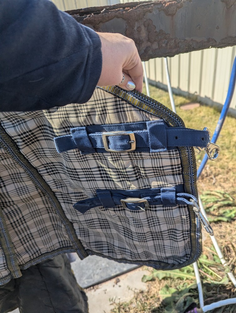 Baker Medium Weight Turnout Blanket