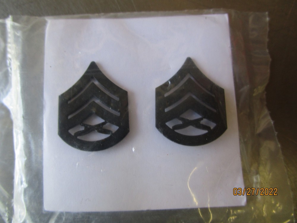 Insignia Staff Sergeant Pin Pair
