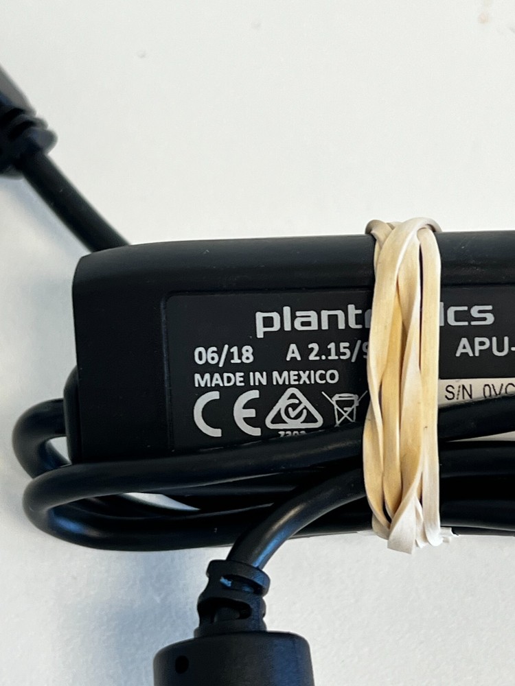 L4: Plantronics APV-75 Electronic Hook Switch Adapter Cable