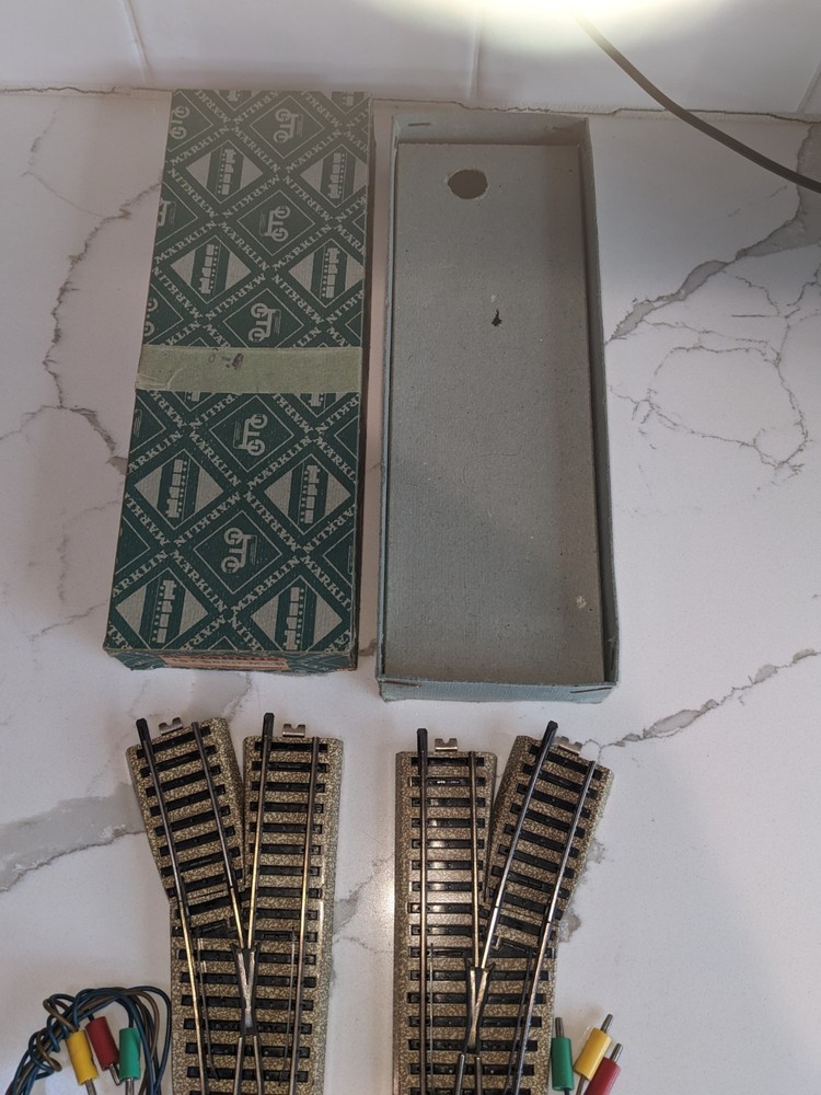Marklin 3900MW Scale Model Track Switch Pair in Excellent Cond