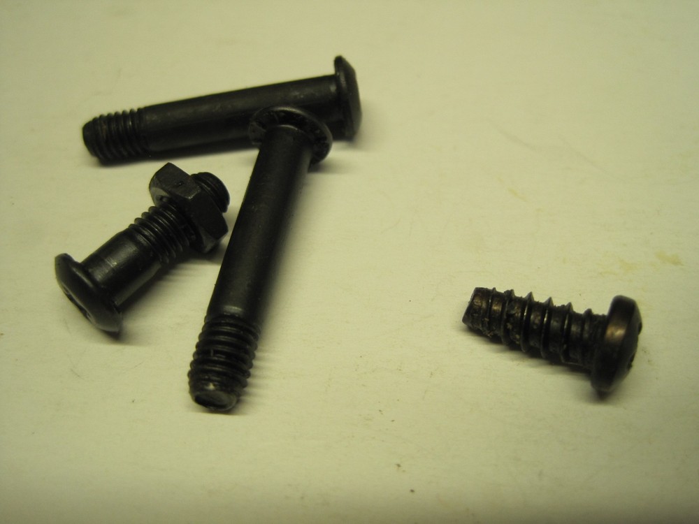 Daisey Model 105B Screw Set - Black - Excellent
