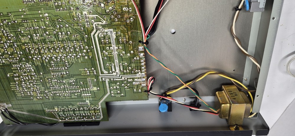 onkyo integra eq-35 Equalizer - Powers On - Missing Slider Knobs - As Is Read