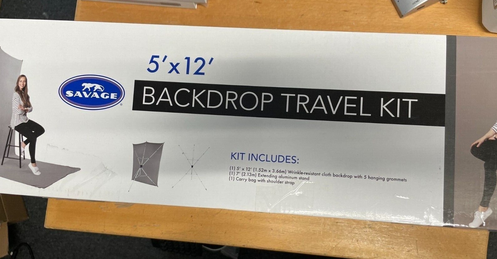 Savage Universal 5' x 12' Travel Photo Video shoot Backdrop Kit White