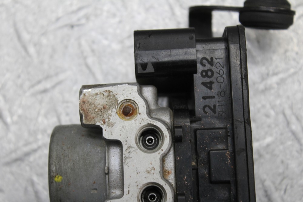2014 TRIUMPH STREET TRIPLE ABS ABS PUMP UNIT MODULE