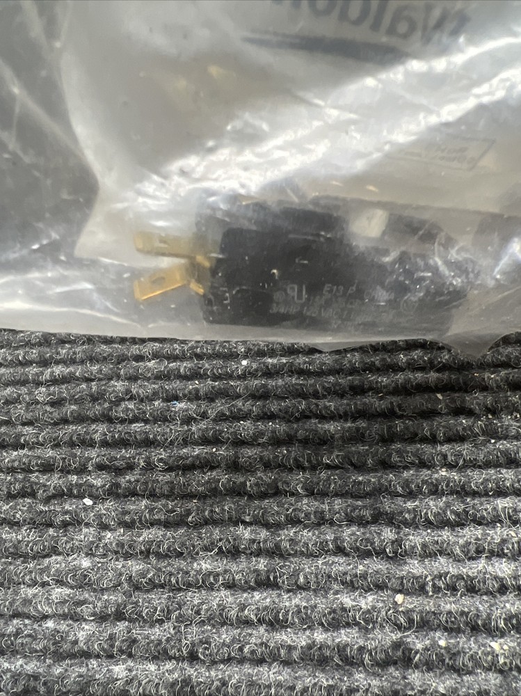 Waldom E13-00H Switch Snap Action 15A