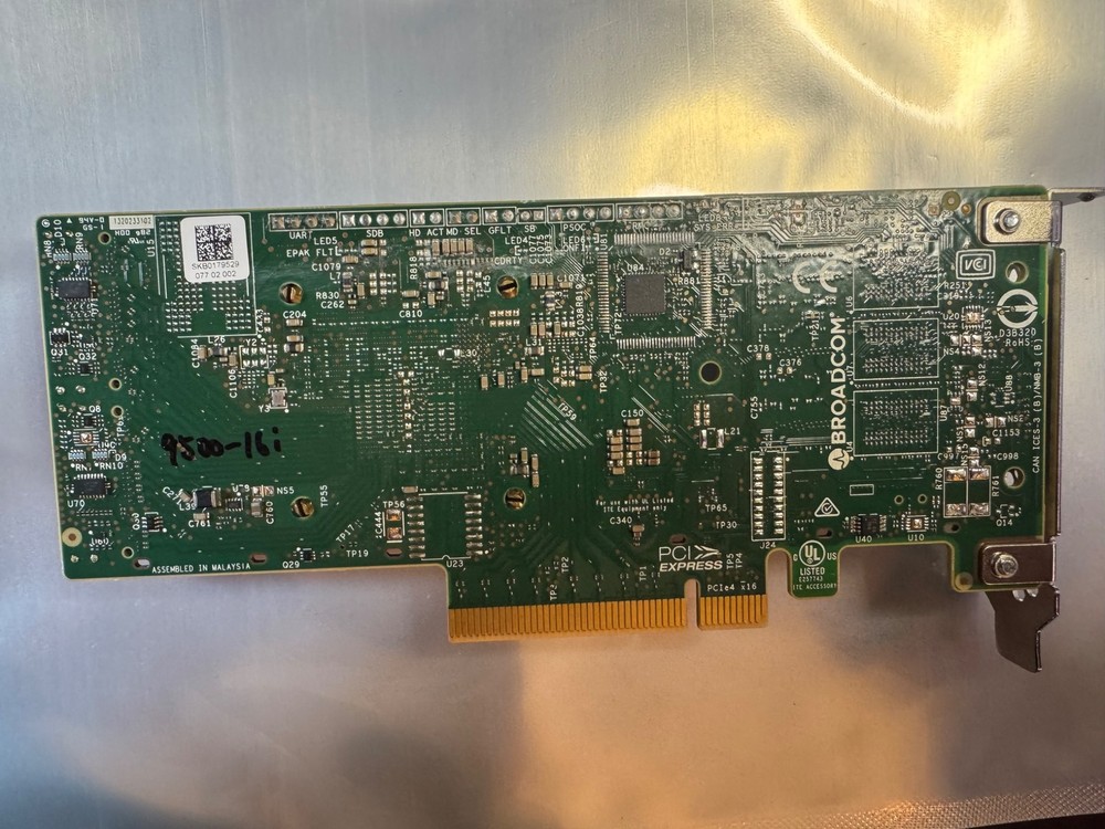 Broadcom HBA 9500-16i SAS Interface Card