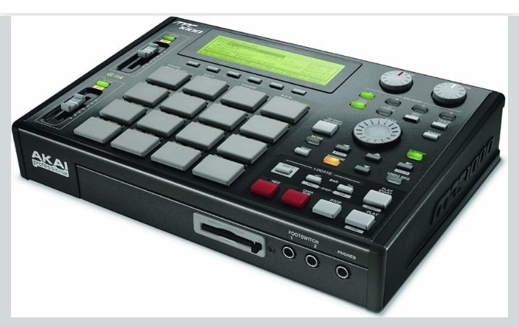 AKAI professional MPC1000 128MB Sampler Sequencer and Drum Machine - Black