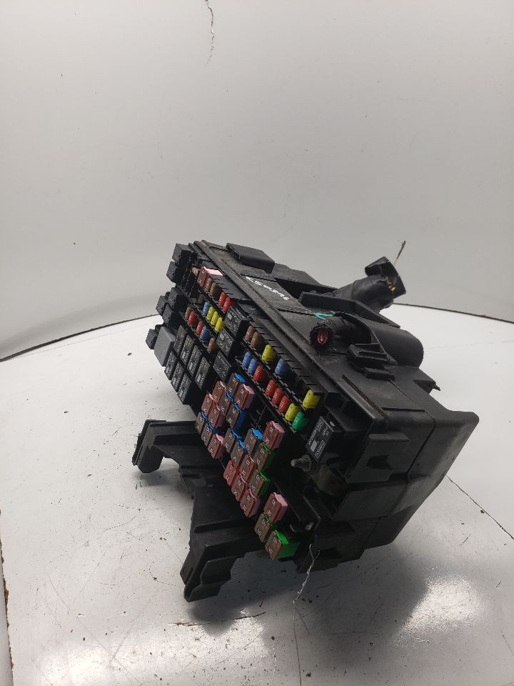 Used Fuse Box Engine fits: 2013 Ford Flex Grade A