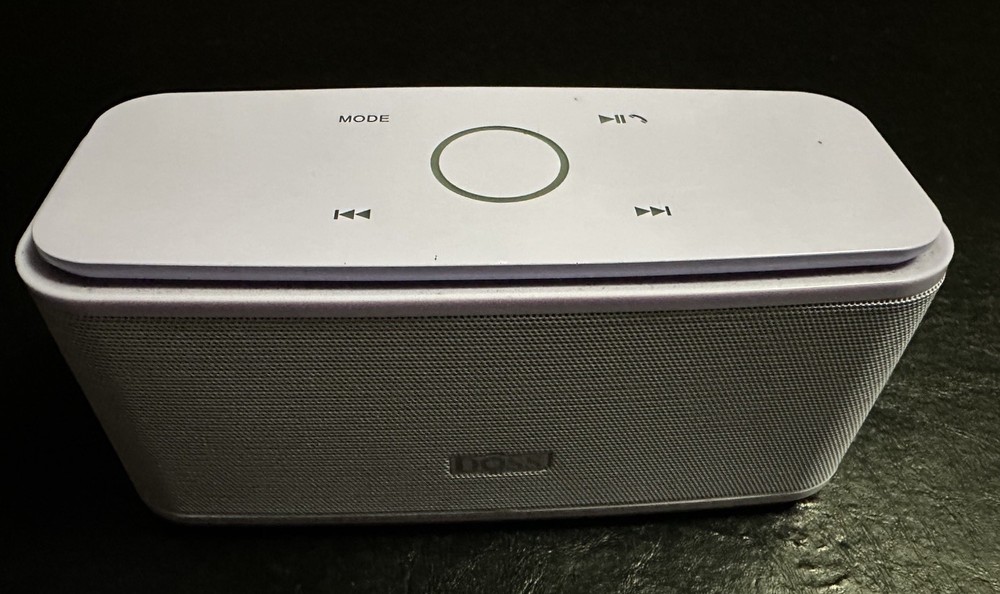 Doss Soundbox Bluetooth Speaker NO CHARGER