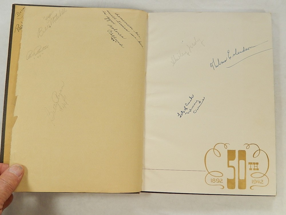 Yearbook, Everett High School, Everett Washington, 1942, Nesika