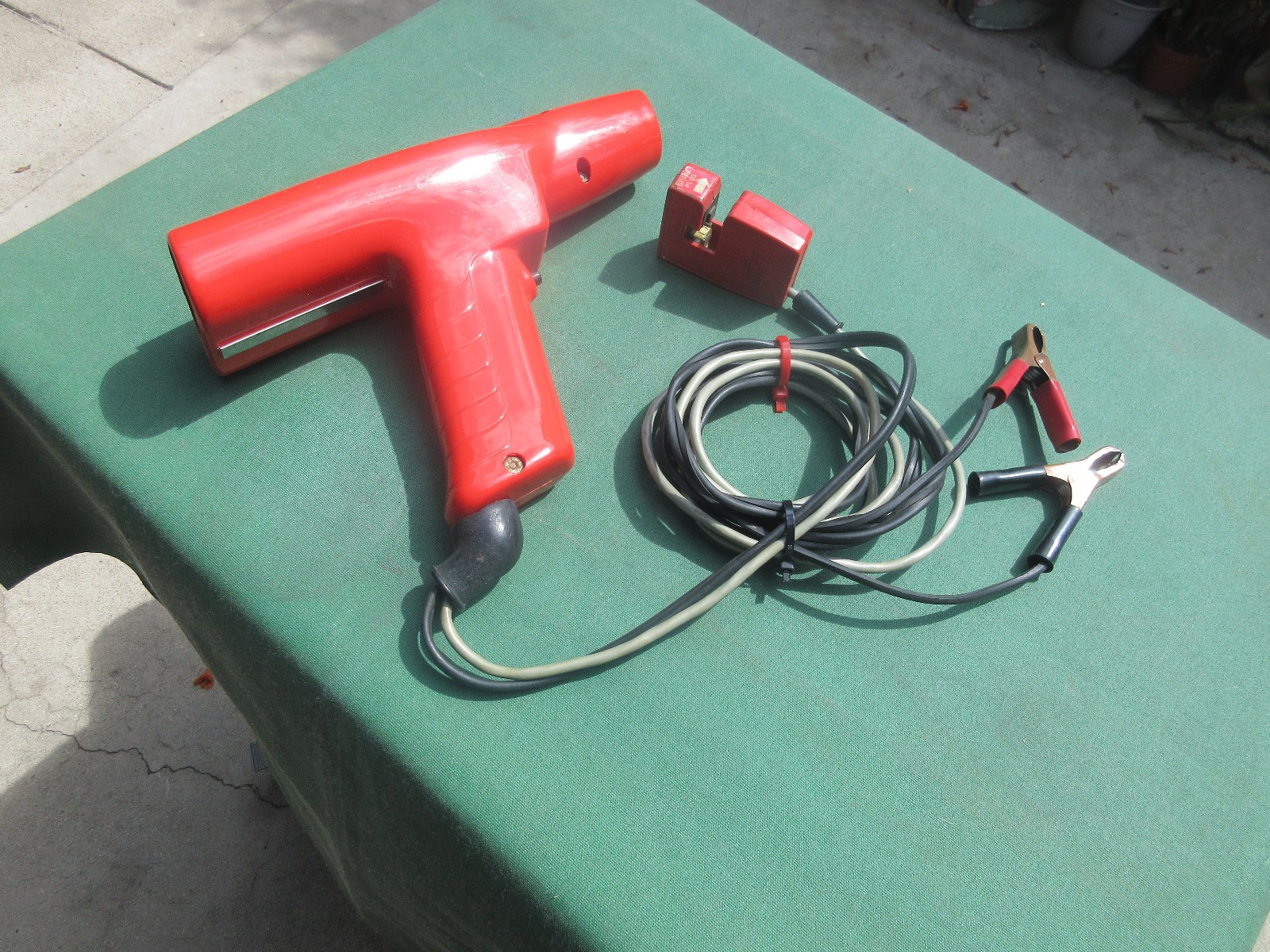 SNAP-ON MT 212 - 12 VOLT TIMING LIGHT TESTED & WORKING " FORD-CHEVY-MOPAR "NICE