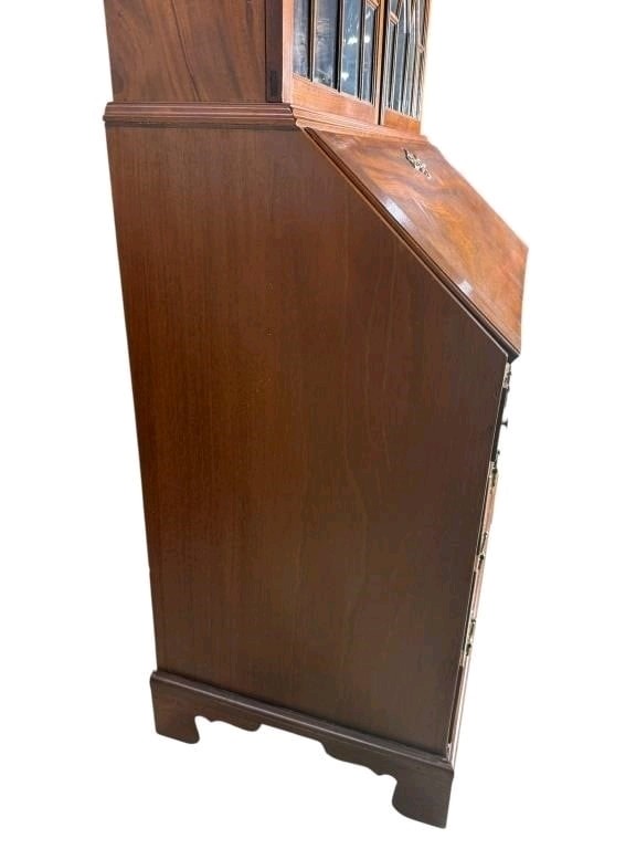 18TH CENT. SOLID MAHOGANY SECRETARY