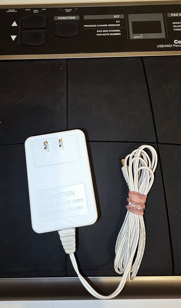 ALESIS ControlPad USB/MIDI Percussion Controller Pad for MIDI & DAW plugins