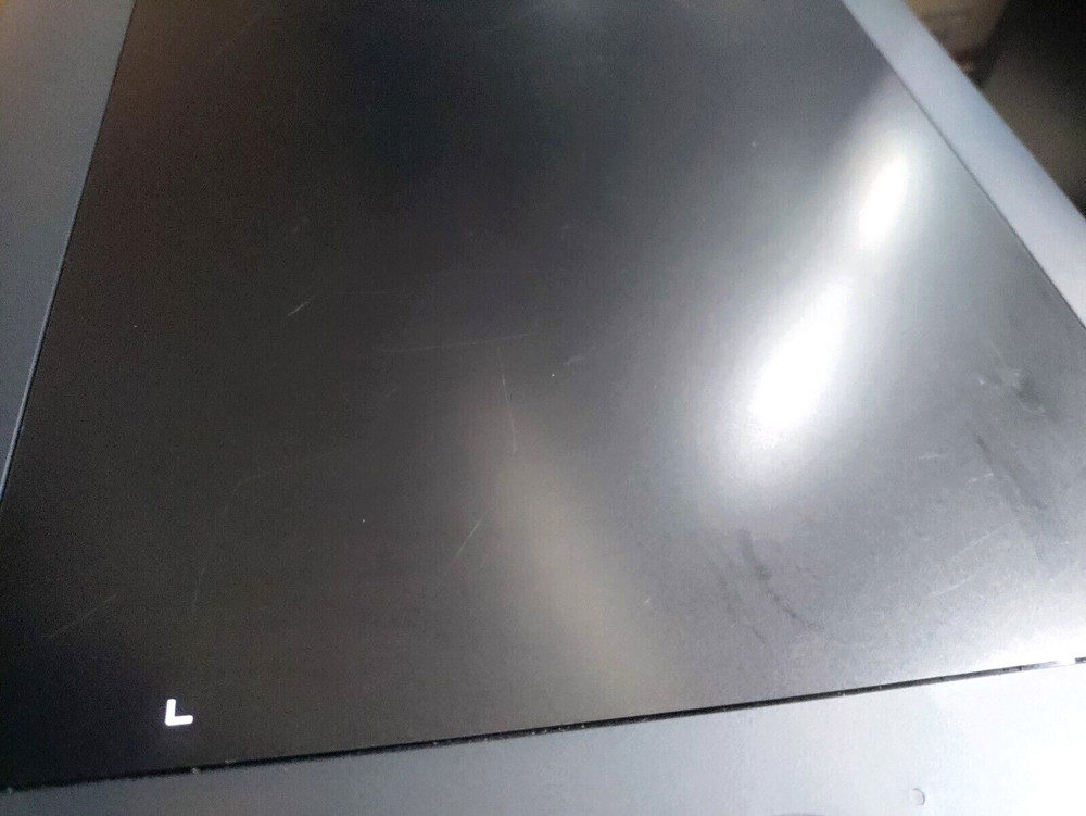 WACOM INTUOS Pro Medium Tablet ONLY Model PTH-651 Tested Working