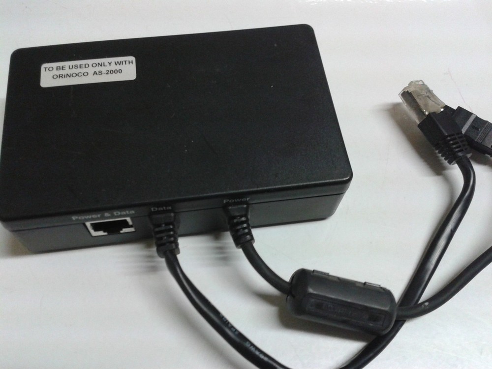 Set -Lucent Wireless Access Point WP-IIE & ORiNOCO AE Splitter +2WiFi cards USED