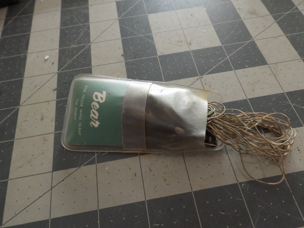 8 Original Bear Archery Recurve Bow Replacement Strings & 2 Browning strings