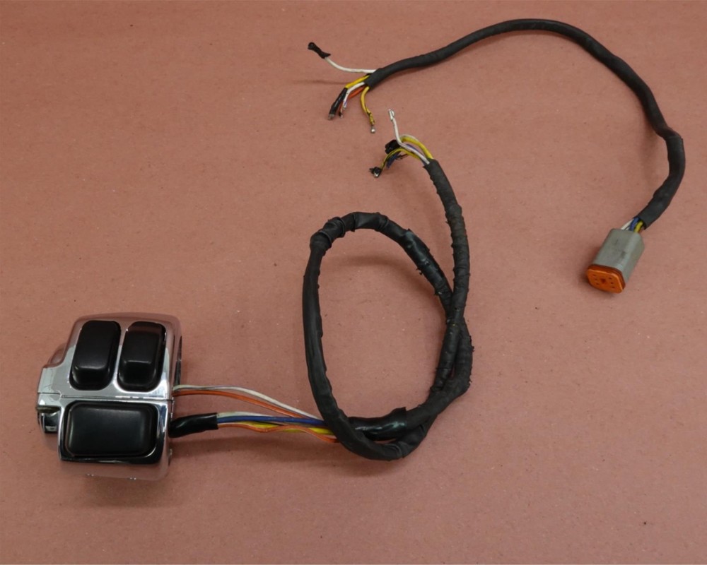 2000-2009 HARLEY-DAVIDSON FXSTSI Softail Springer Left Hand Switch Control