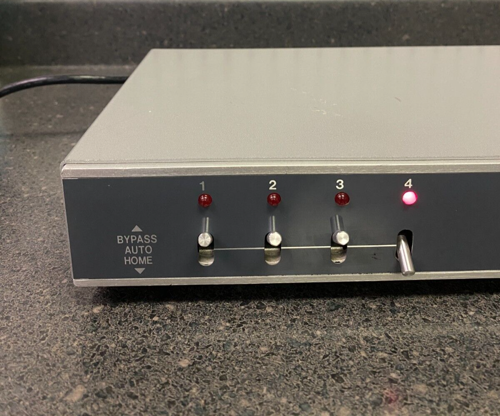 Crest 4 Channel Video Switcher TS-08-4