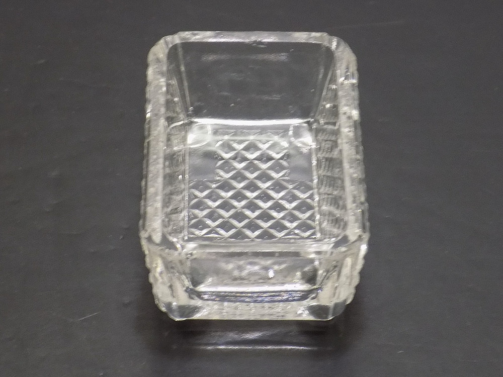 c1895 MANY DIAMONDS Pattern Clear EAPG 4-Toed Master Salt Cellar