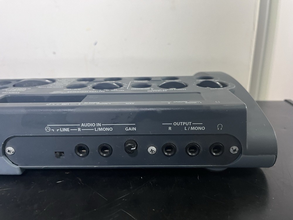 KORG MS1 microSAMPLER SAMPLING KEYBOARD WITH MANUAL Free Shipping